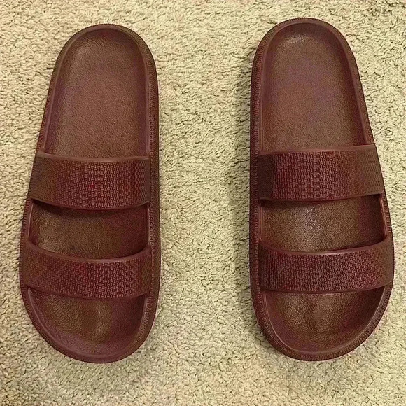 Victoria’s Secret! New! LRG 9/10 PINK Double Strap Purple Pillow Slides 26881454 - Picture 3 of 12